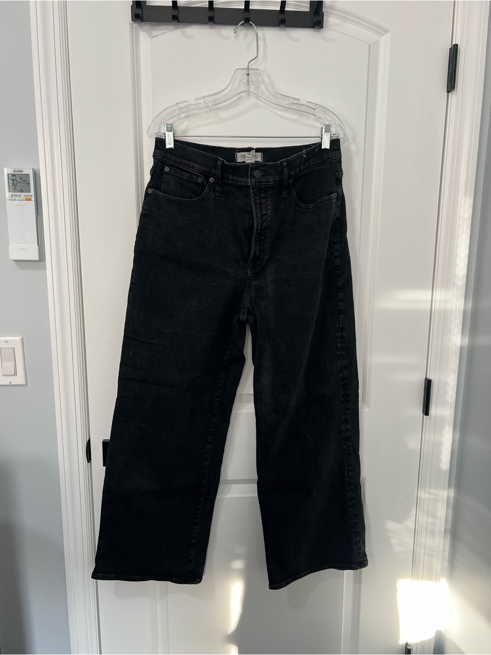 Madewell The Perfect Vintage Straight jean Black denim size 31